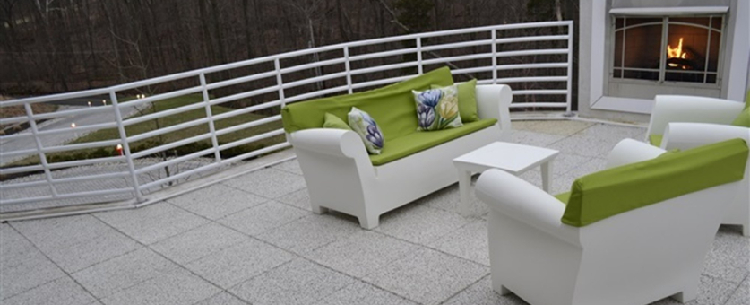 Flooring & Roofing